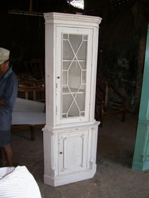 1-Door Painted Corner Cabinet: